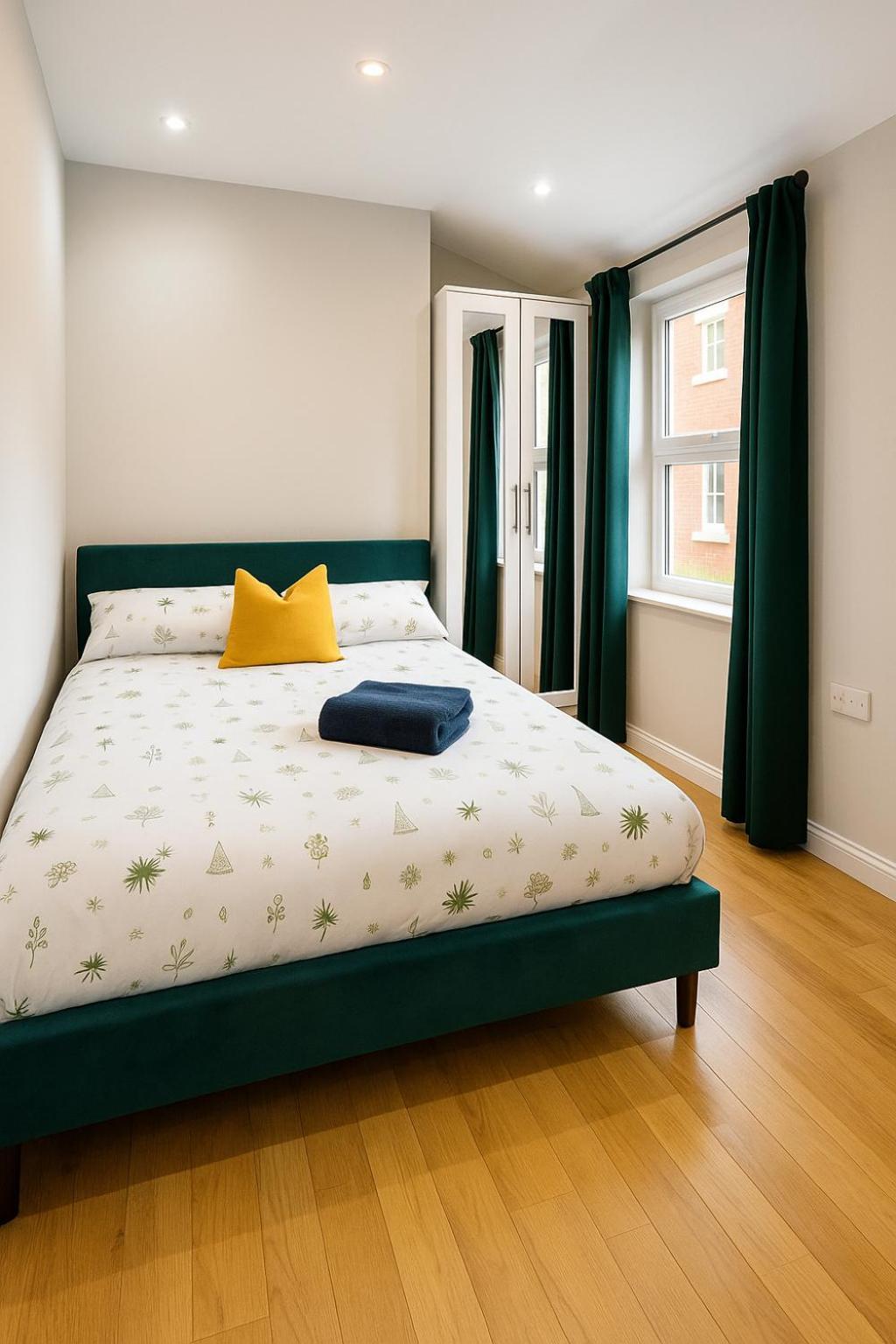 One Bedroom Apartment In City Centre Κάρντιφ Εξωτερικό φωτογραφία