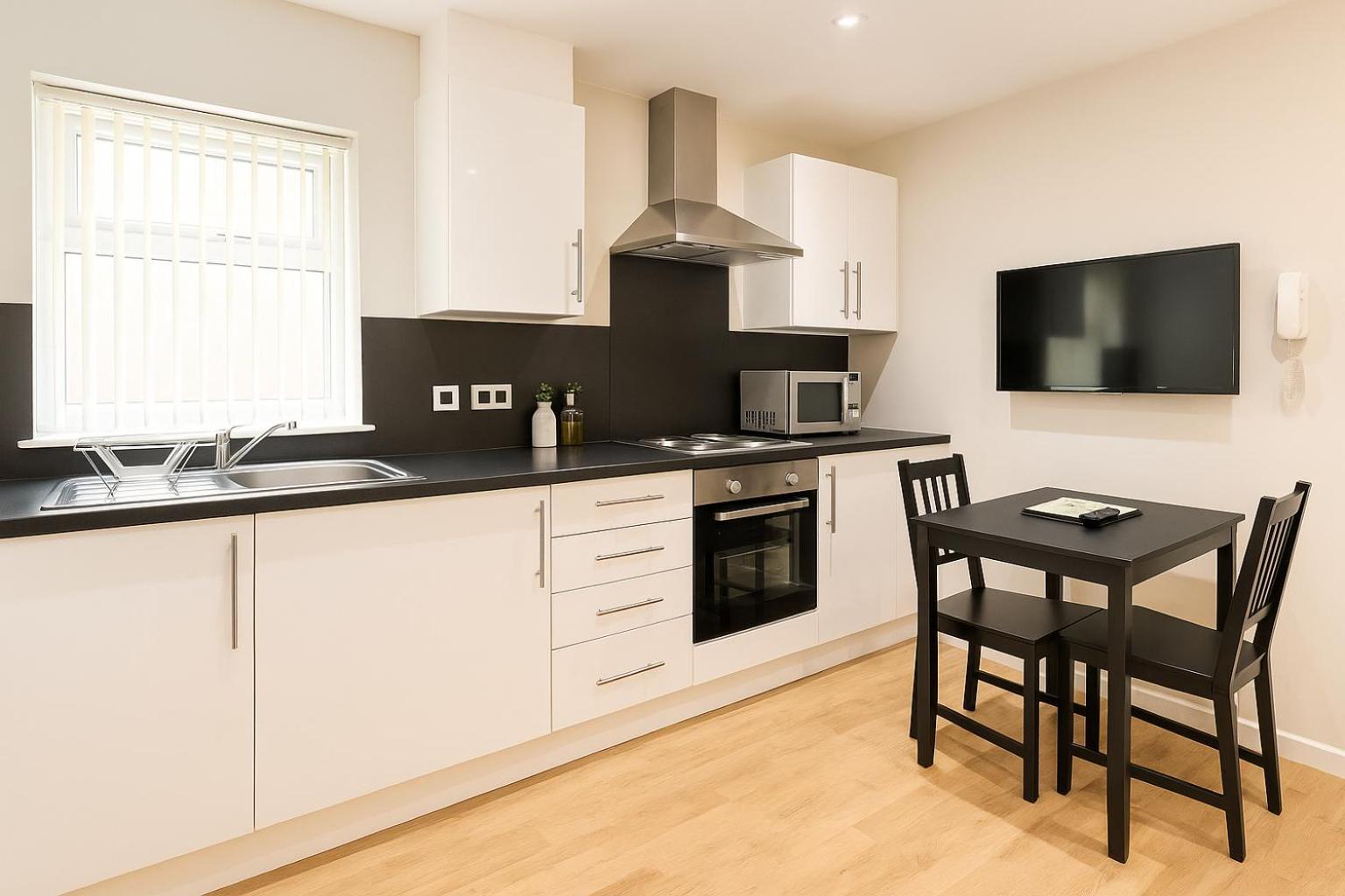 One Bedroom Apartment In City Centre Κάρντιφ Εξωτερικό φωτογραφία